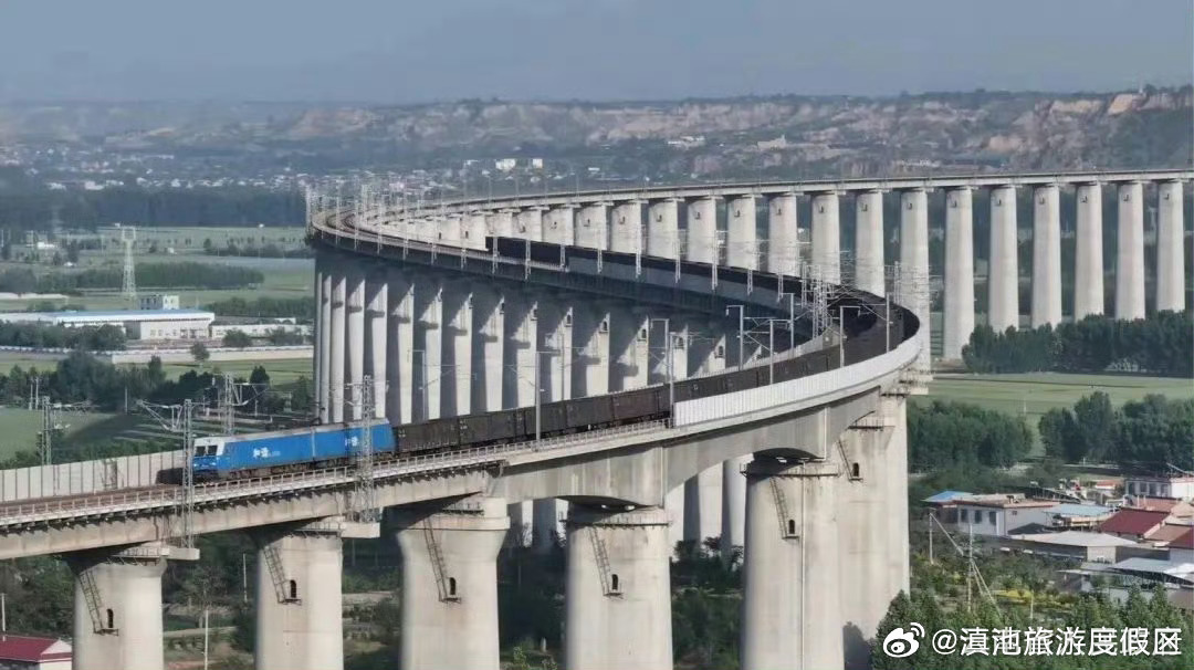 7月份国家铁路发送货物3.34亿吨，同比增长3.1%