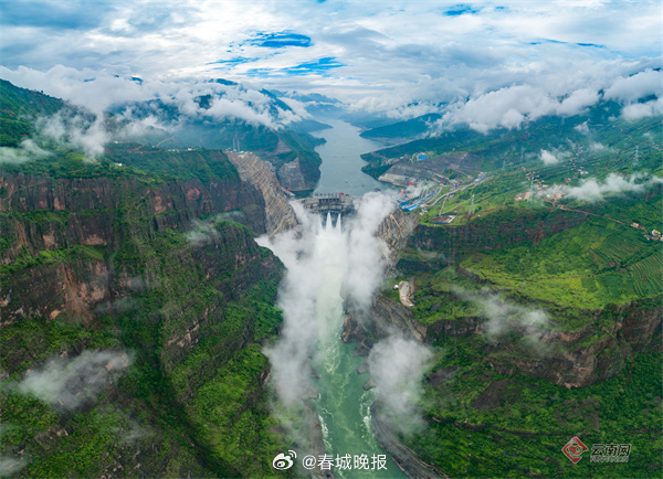 鹤舞金沙利万民，鹦哥大桥通万家