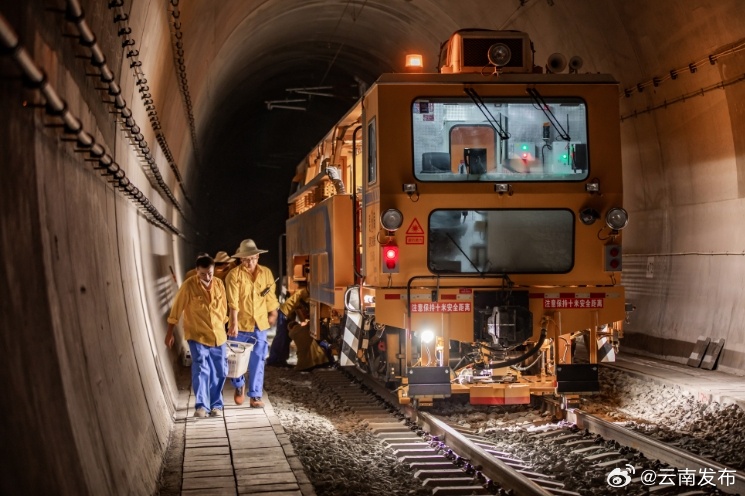 中老铁路167座隧道接受全面健康检查