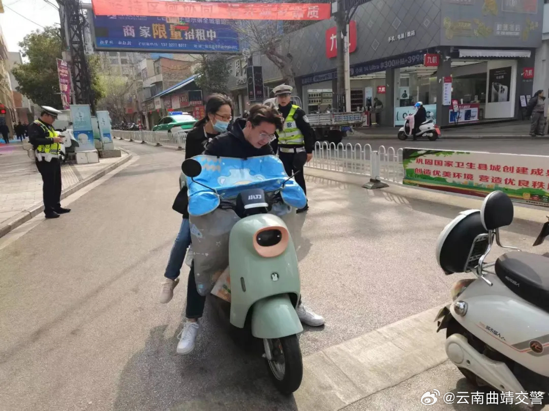  开启二三轮车交通违法整治行动