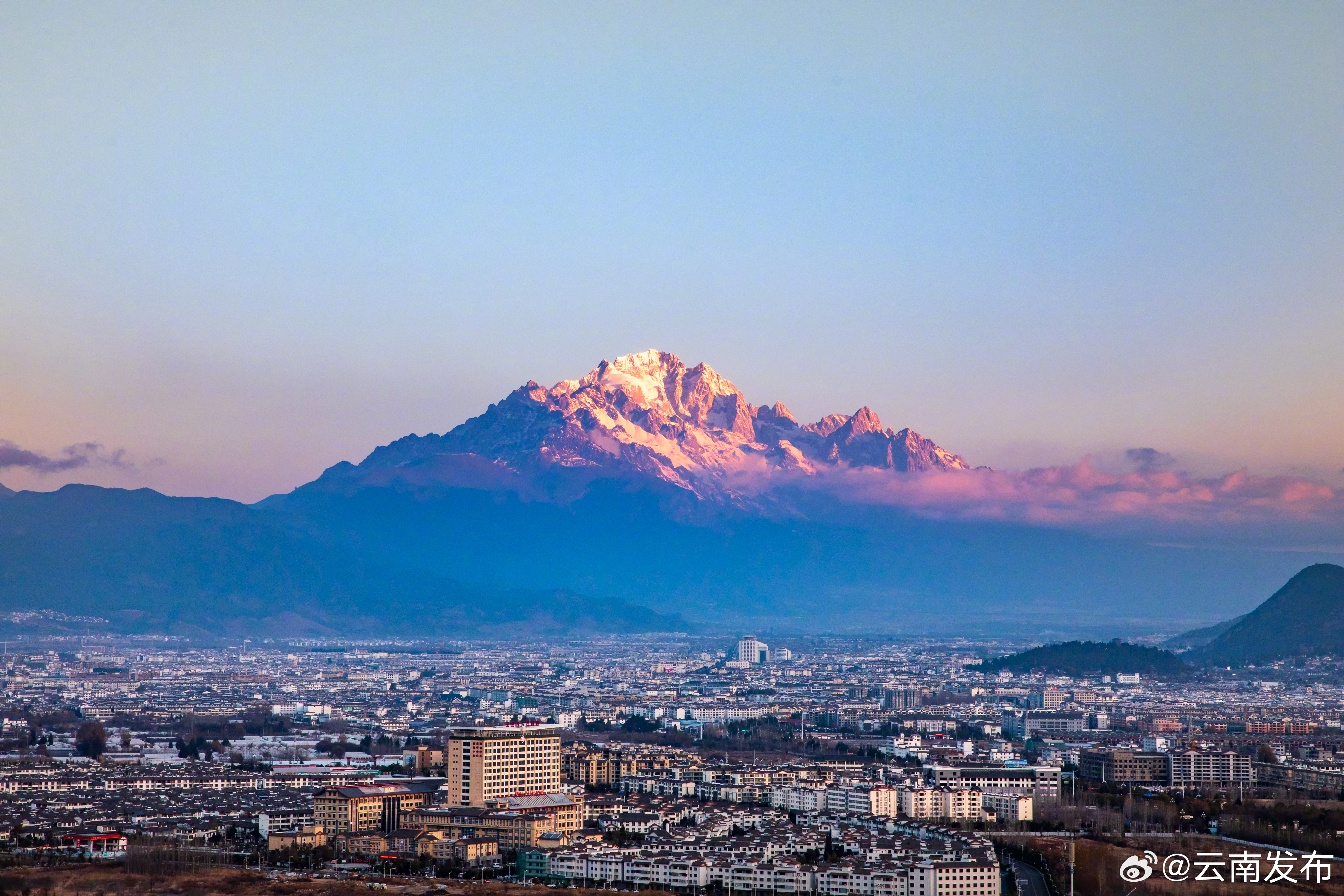 云南发布
