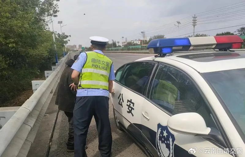 云南曲靖交警