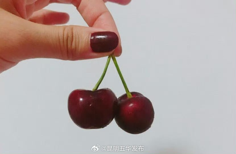 吃车厘子太多大便会发黑 