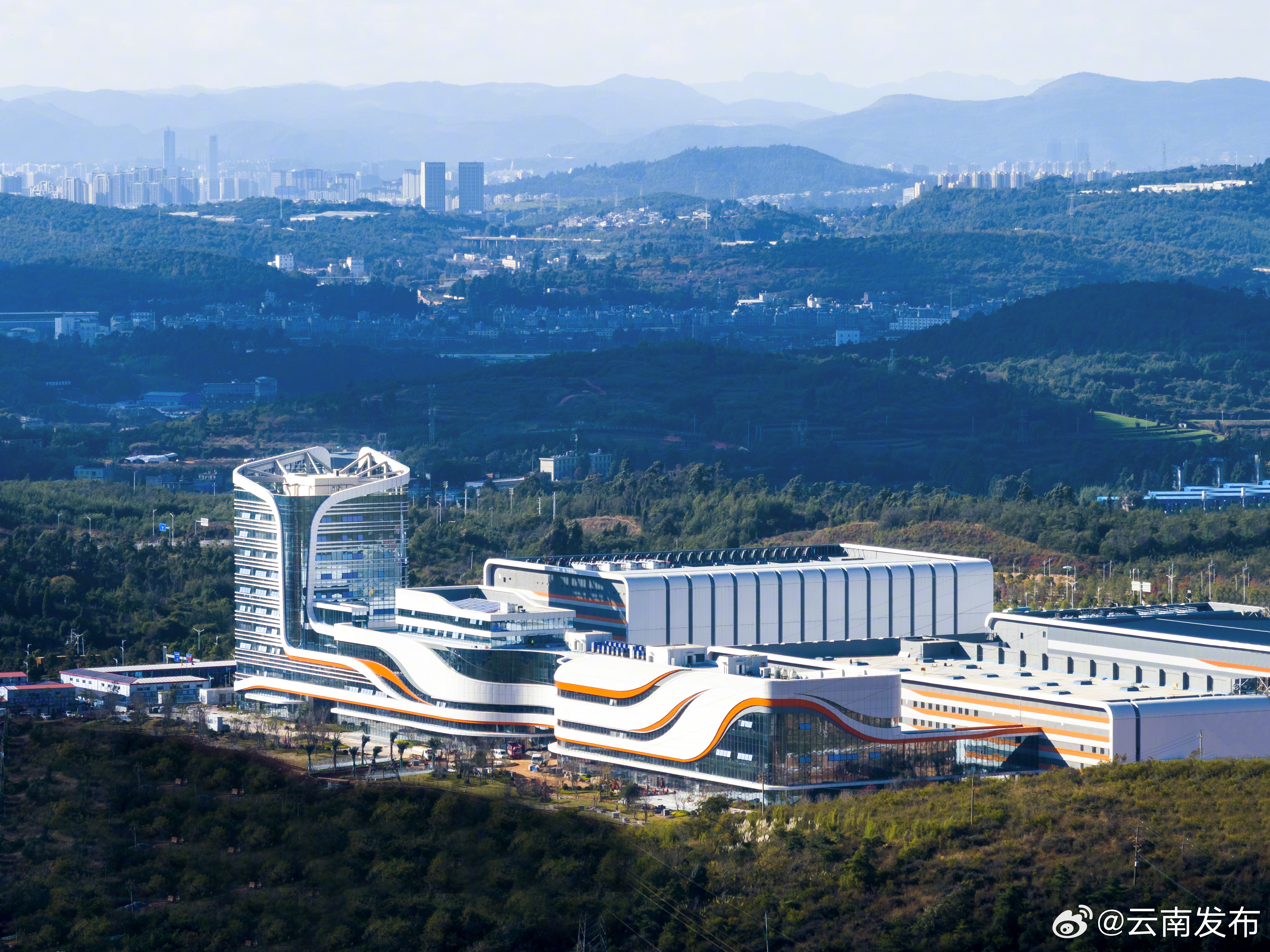云南首个集成5大功能绿色食品智慧园区开园