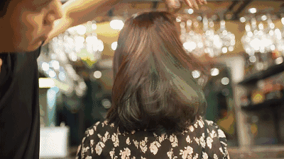 染发前在发际耳后涂点面霜 