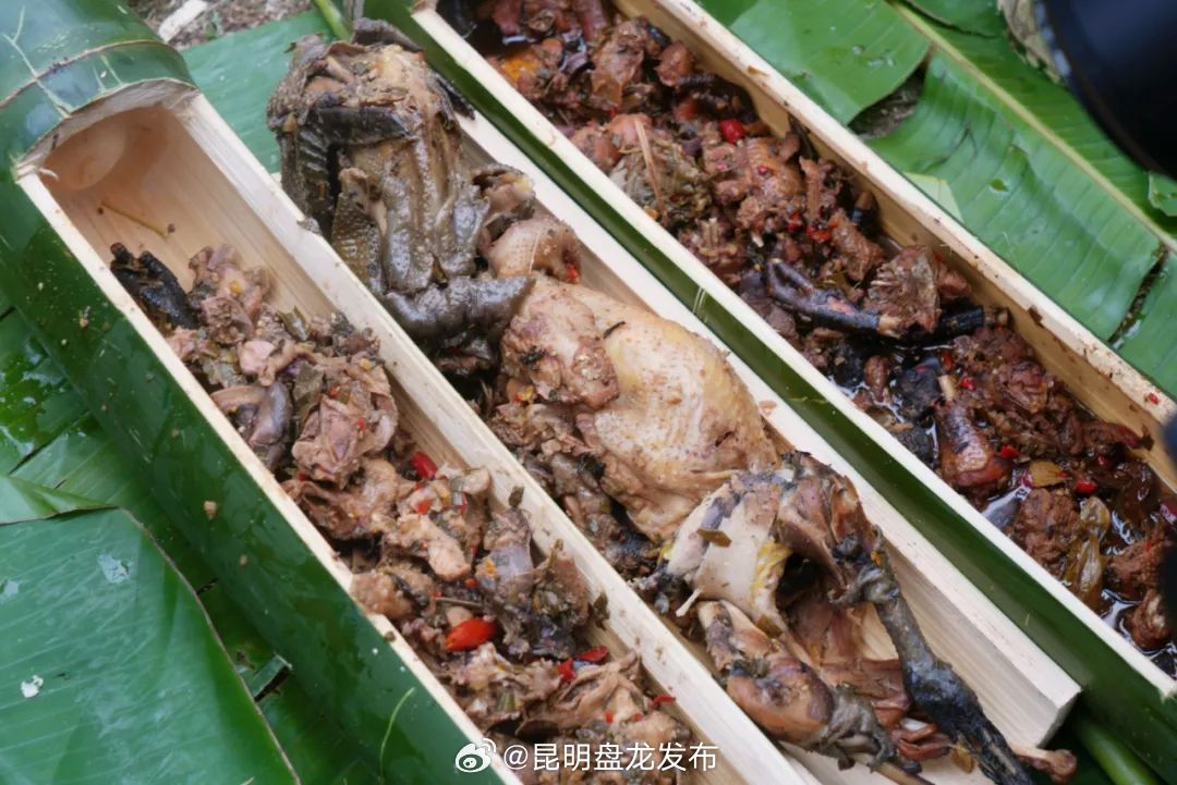 味道云南 | 腾冲滇滩竹筒鸡：藏在竹筒里的自然美味