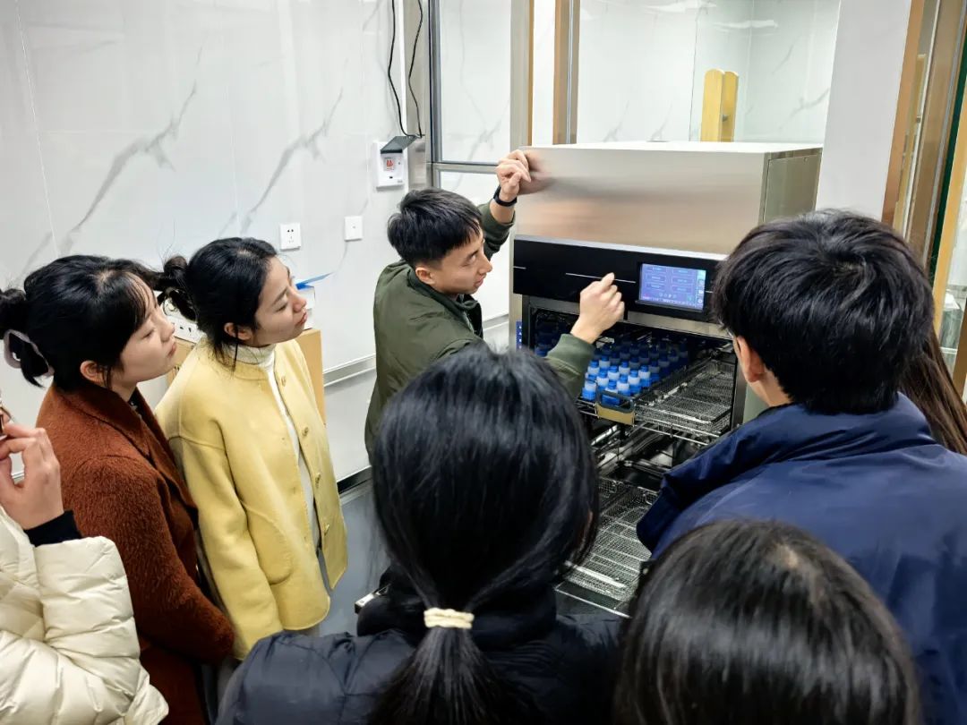 昆明医科大学附属口腔医院