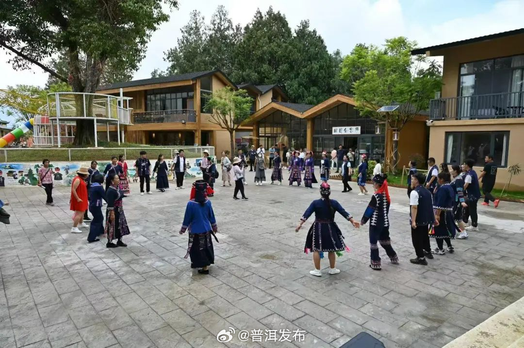 有一种叫云南的生活·旅居云南丨是时候去村里旅居，做一次曼海“精神村民”！
