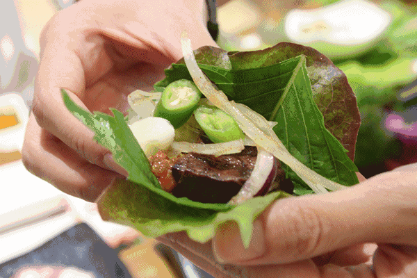 真的建议吃烤肉时配点紫苏叶 