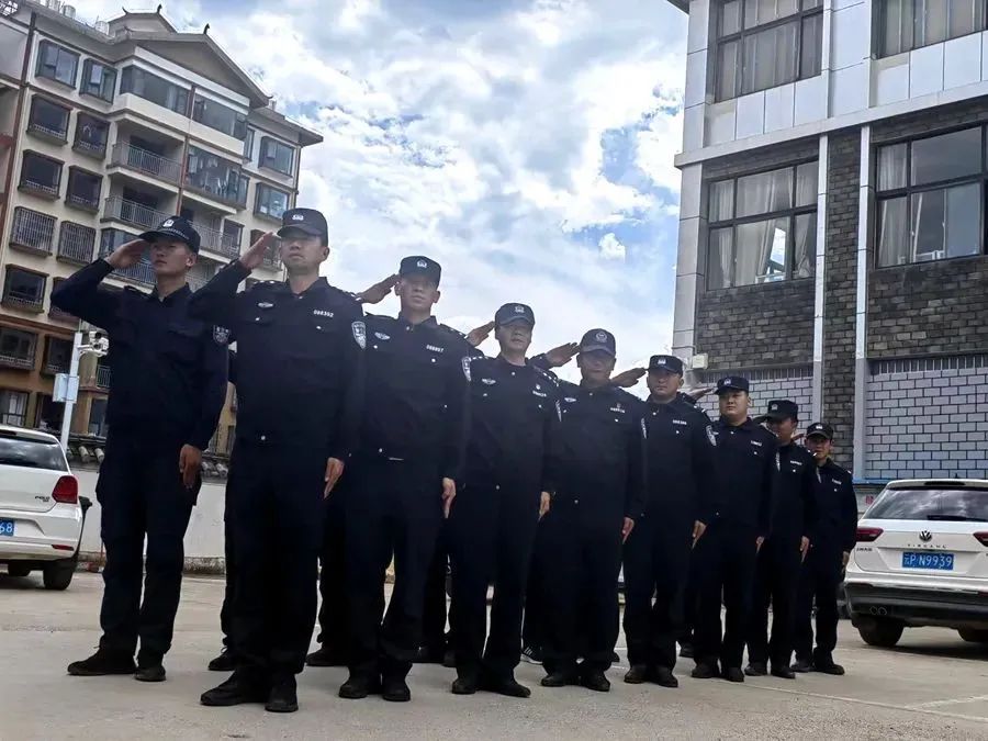 云南丽江警方