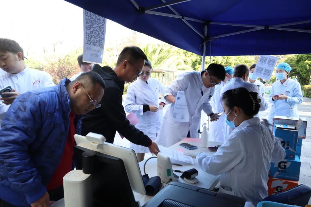 昆明医科大学附属口腔医院