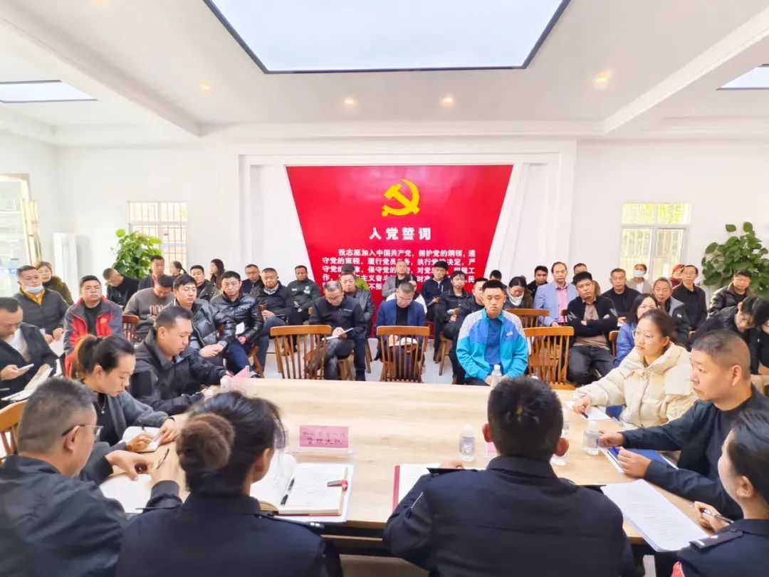 云南依法治省