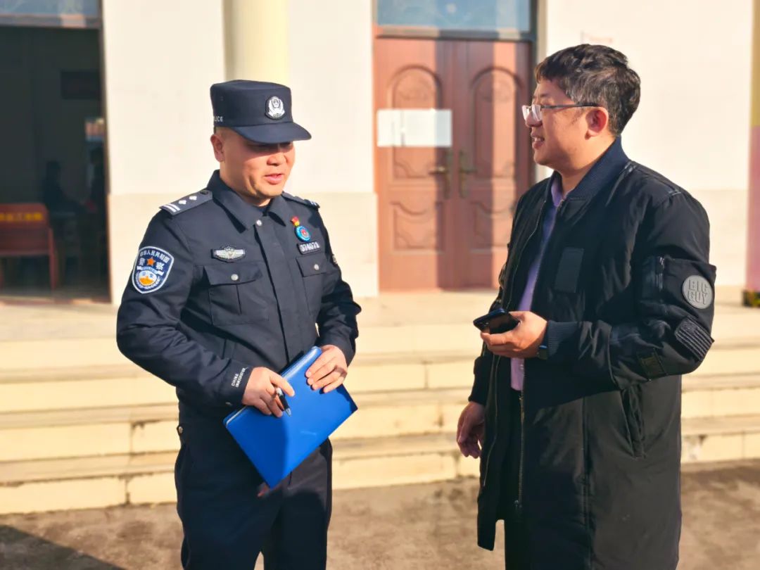 云南依法治省