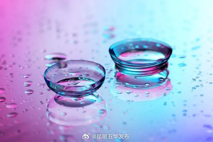 4类人不建议戴隐形眼镜 