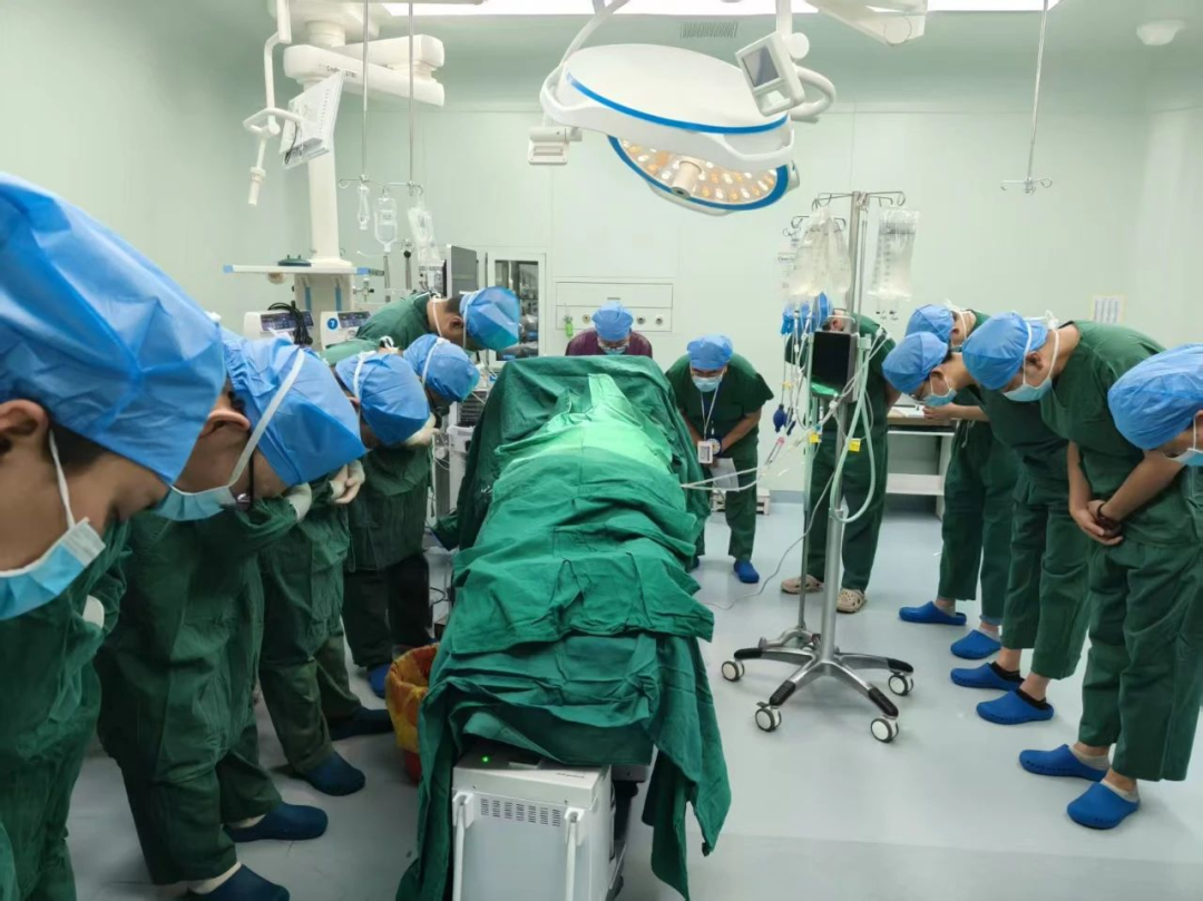 保山一39岁危重患者医治无效，家属作出了这样的决定→