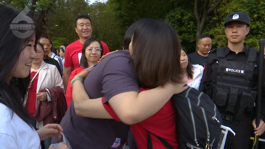 8099999街头巷尾微信