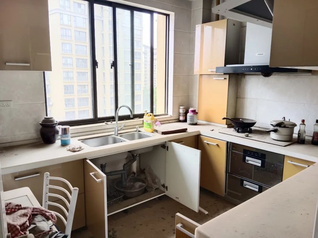 昆明市呈贡区人民法院