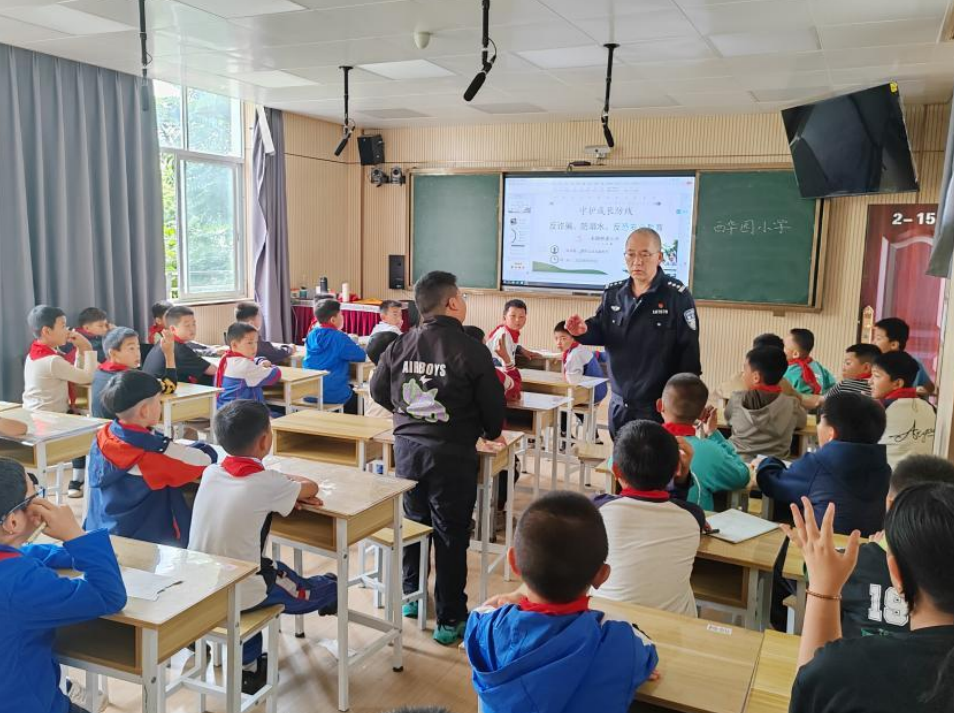 昆明西山教育体育