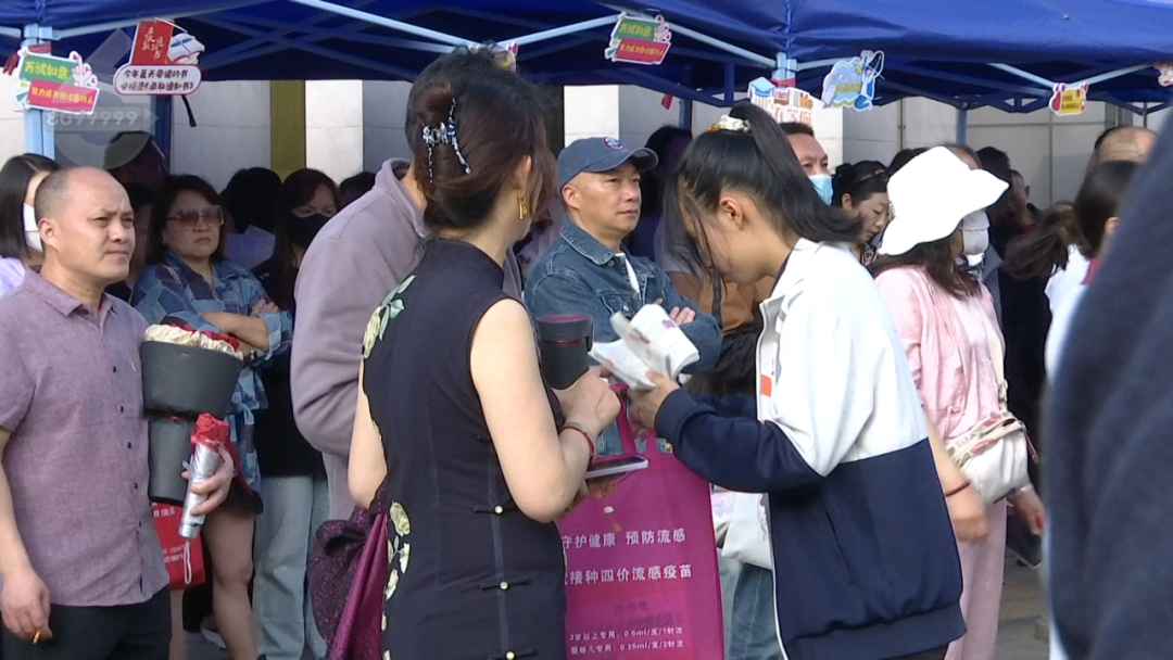 8099999街头巷尾微信