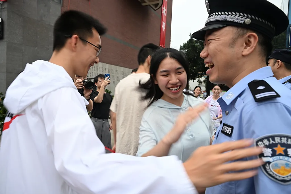 8099999街头巷尾微信