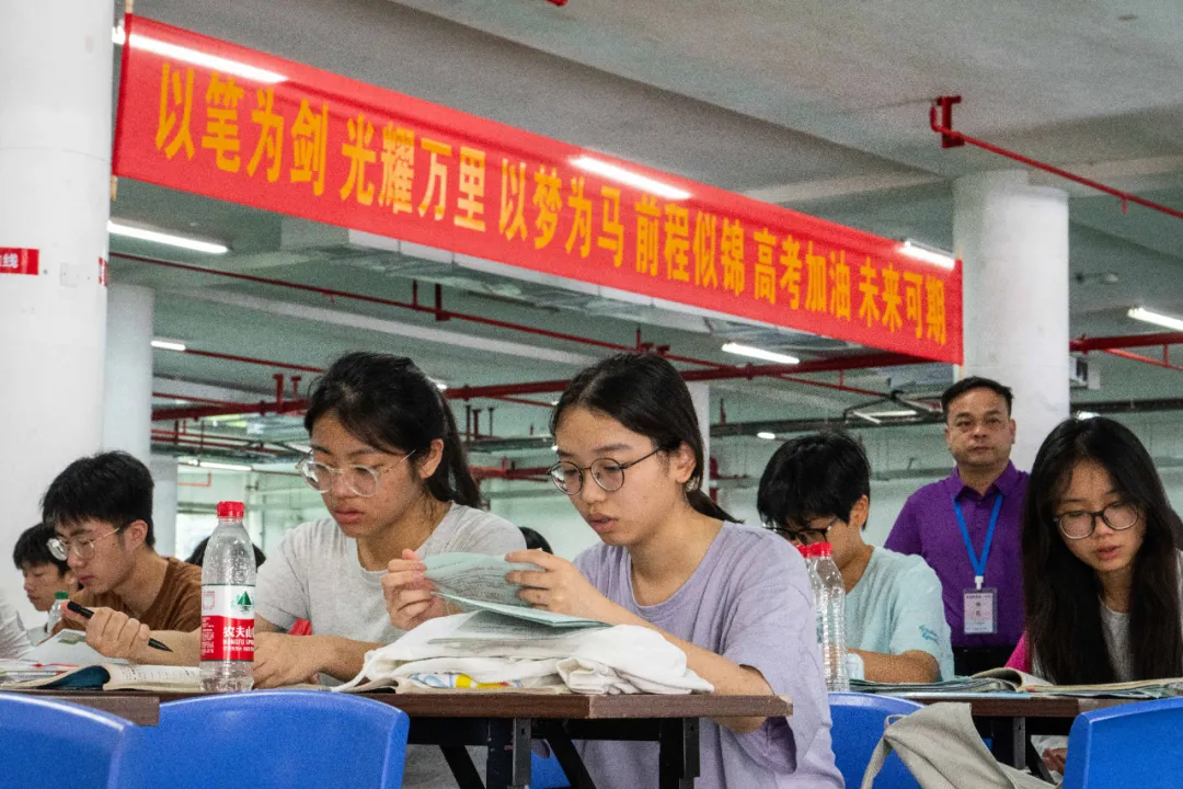 8099999街头巷尾微信