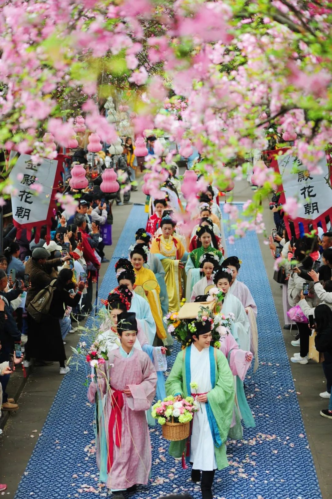 8099999街头巷尾微信