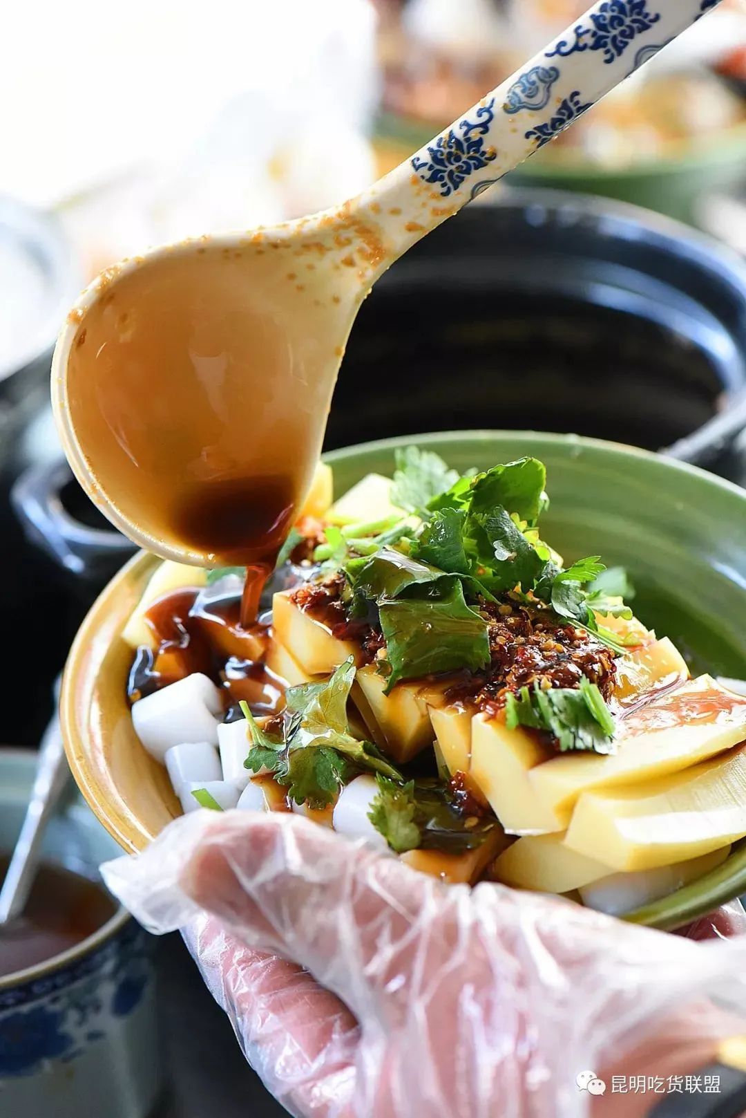 8099999街头巷尾微信