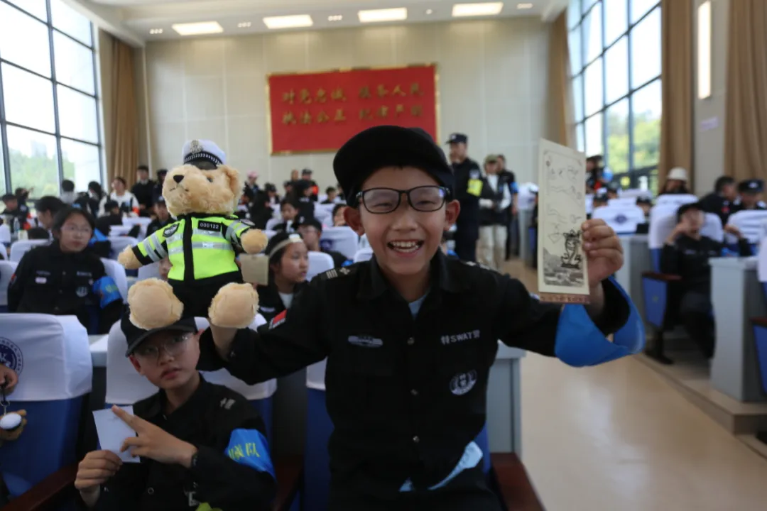 云南丽江警方