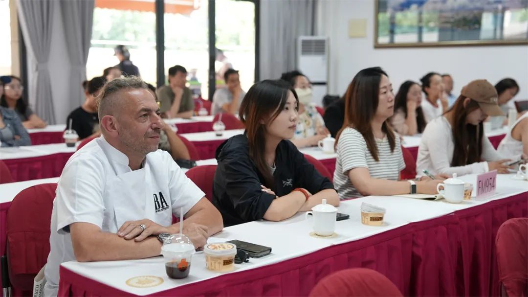 FM954昆明汽车音乐广播