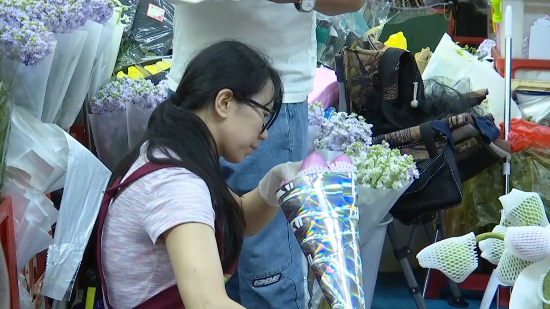 8099999街头巷尾微信