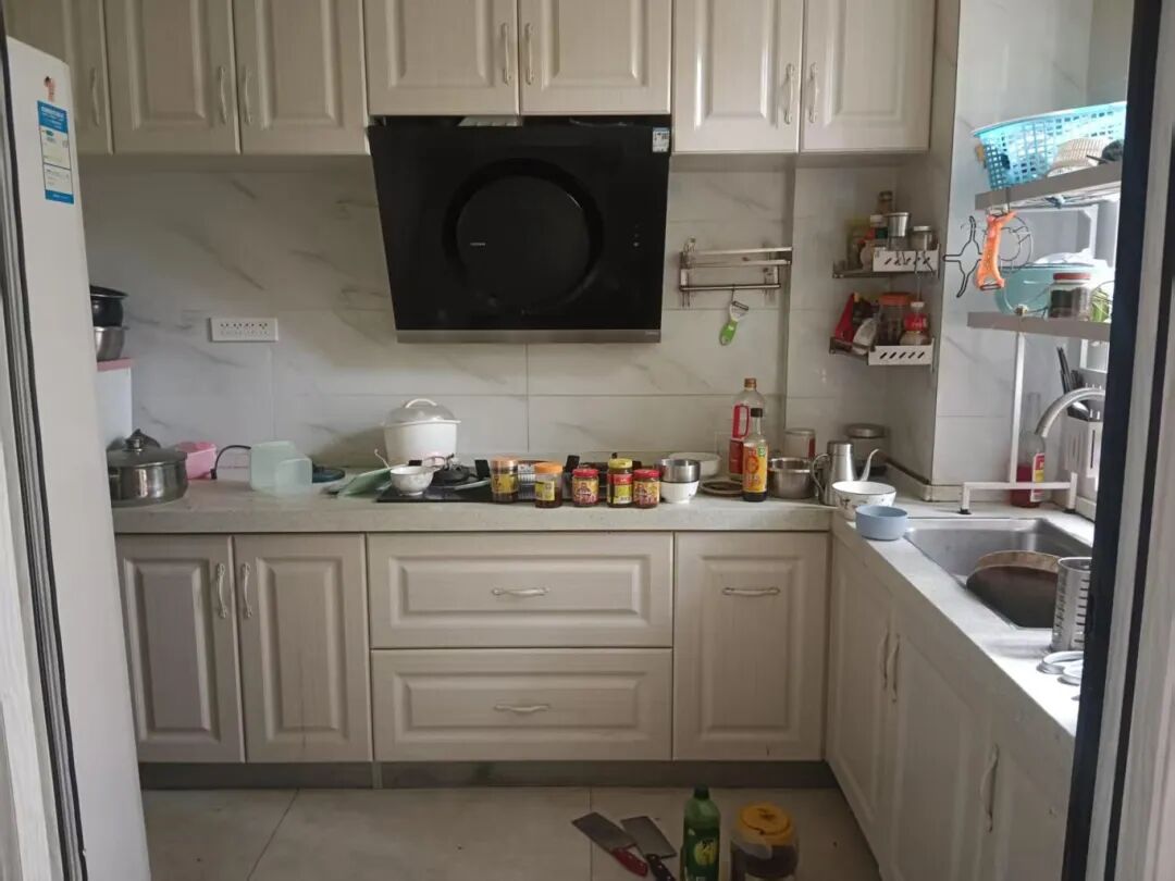 昆明市呈贡区人民法院