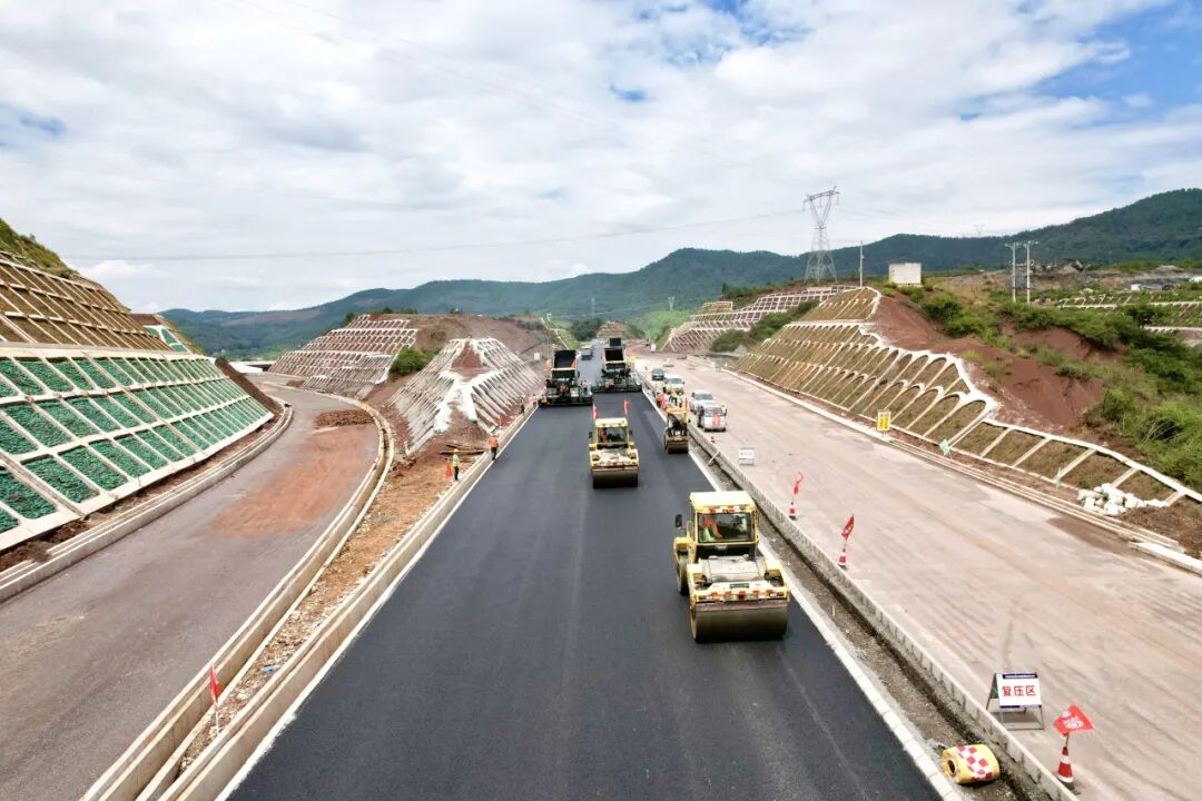 FM954昆明汽车音乐广播