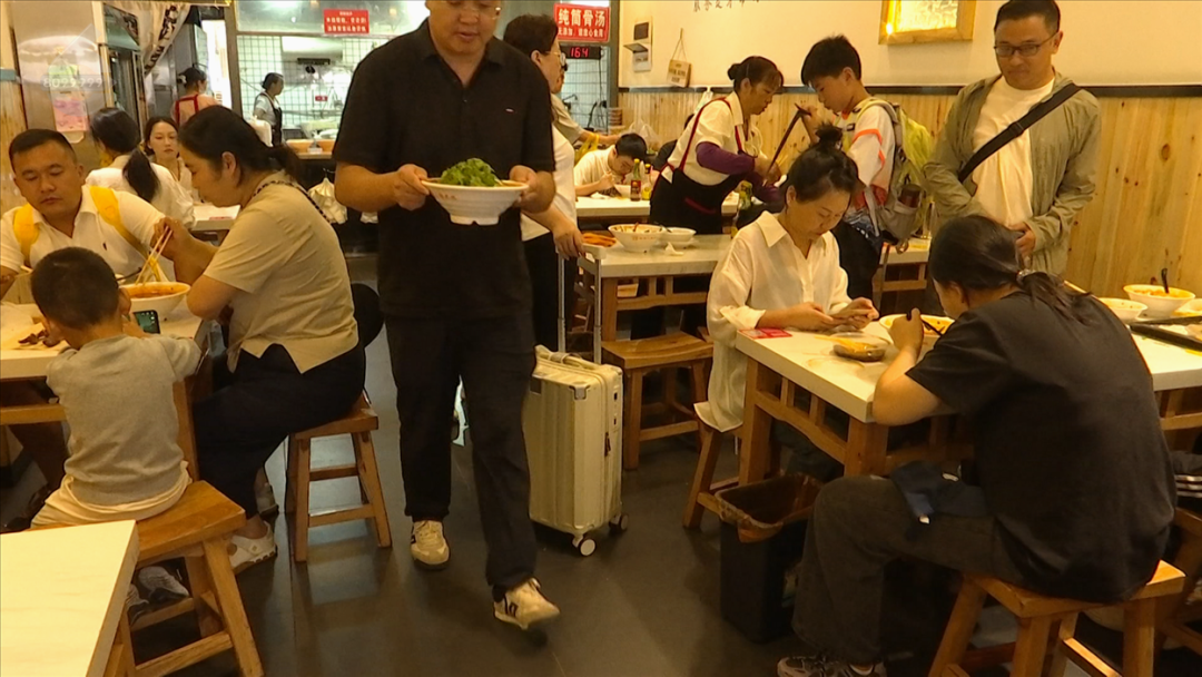 8099999街头巷尾微信