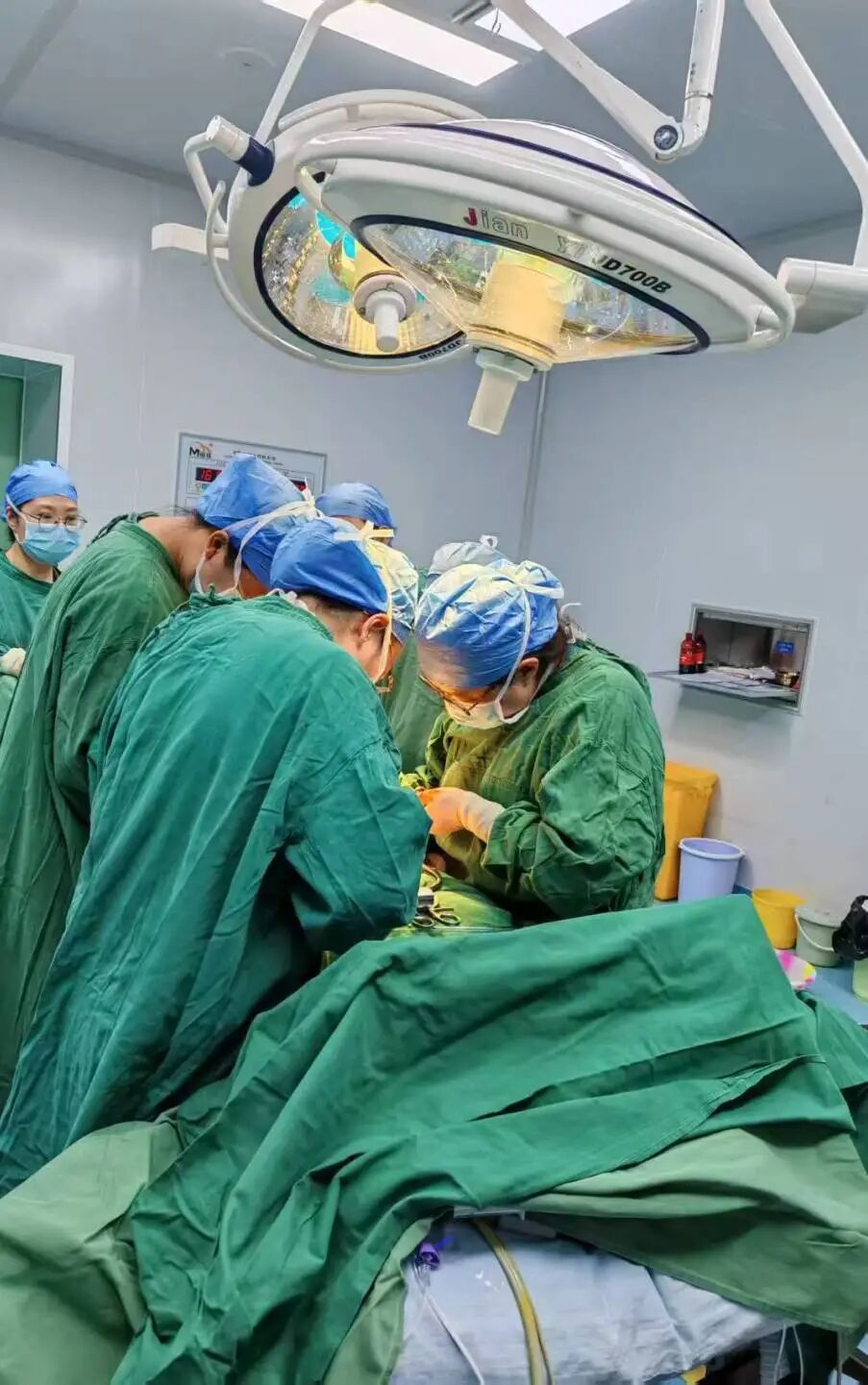 镇雄县人民医院