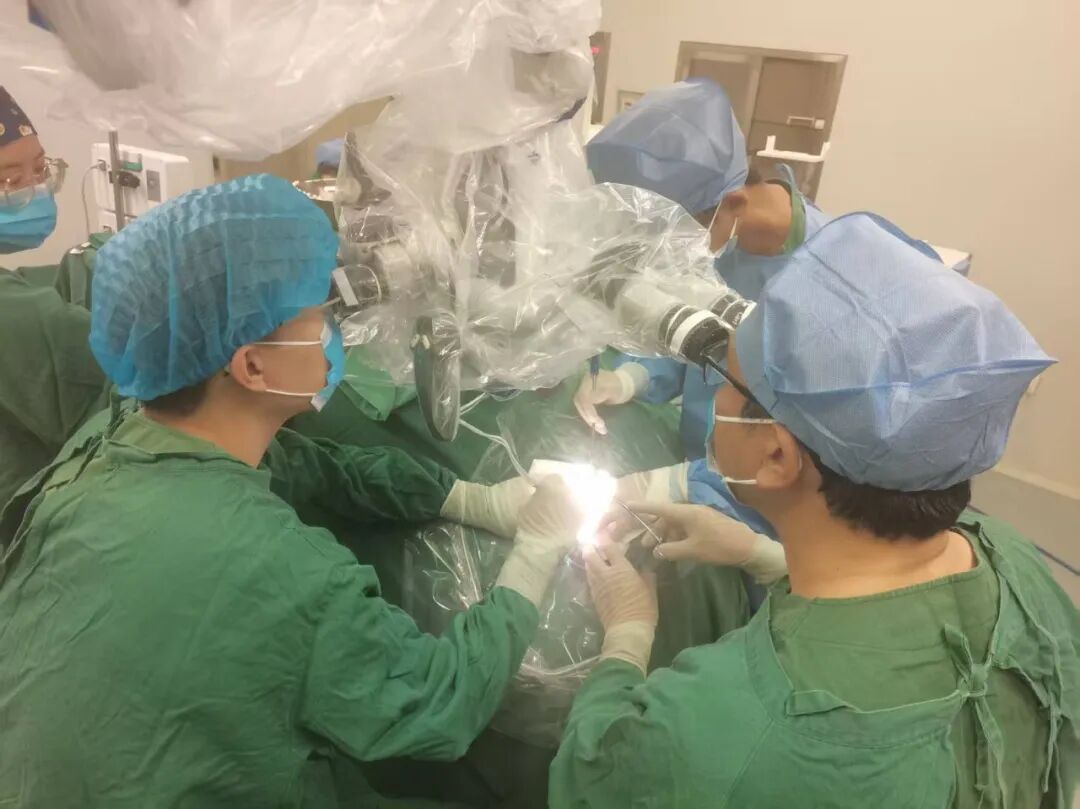 8099999街头巷尾微信