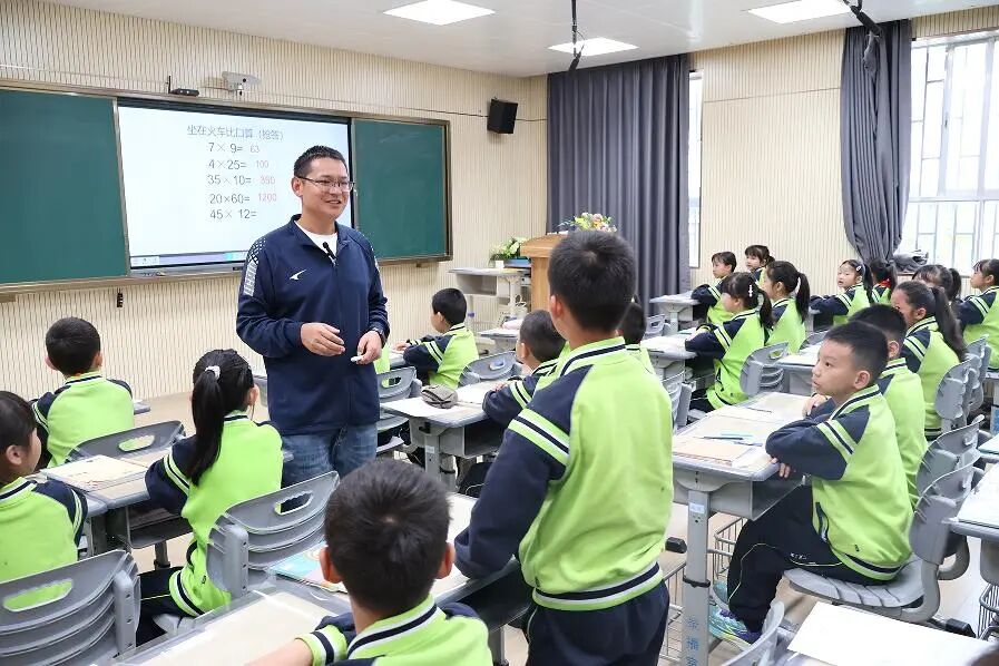 昆明西山教育体育