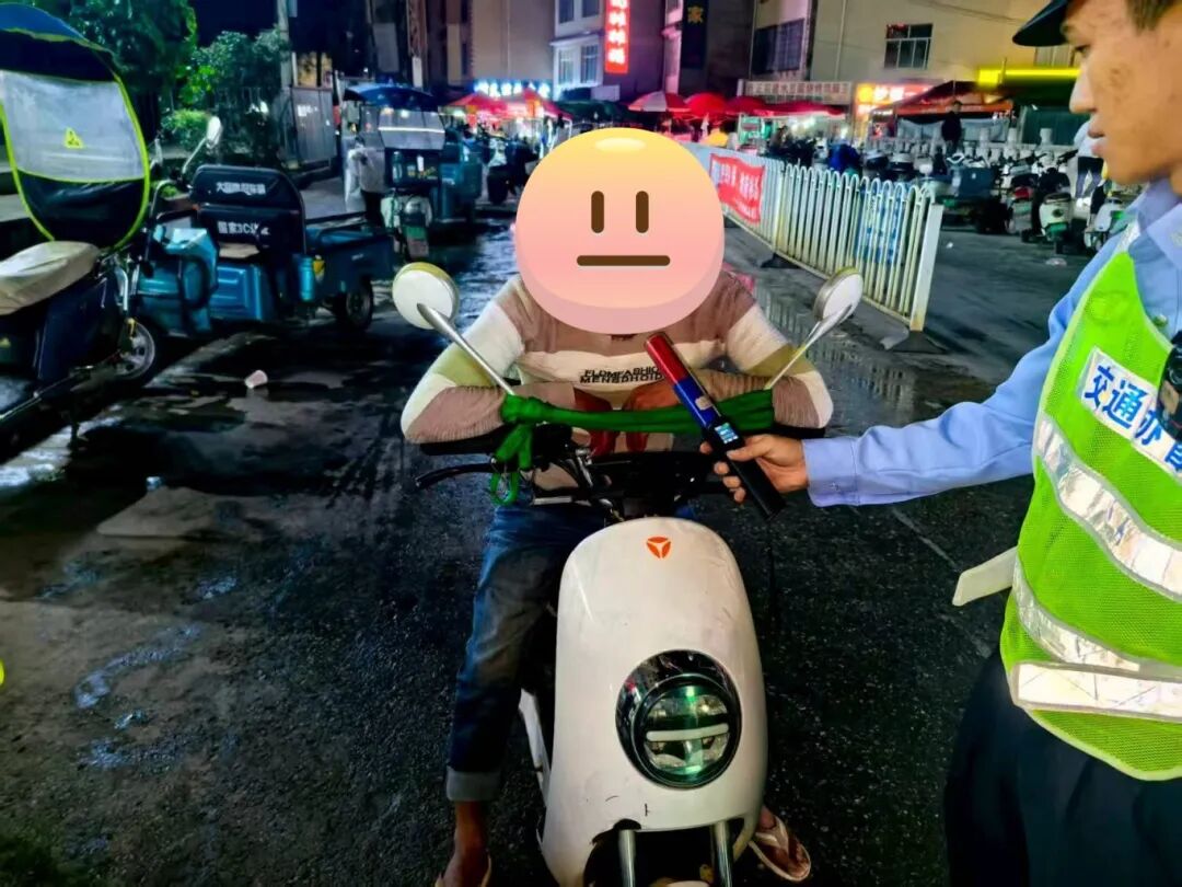 8099999街头巷尾微信