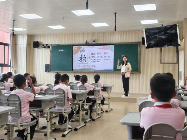 昆明西山教育体育