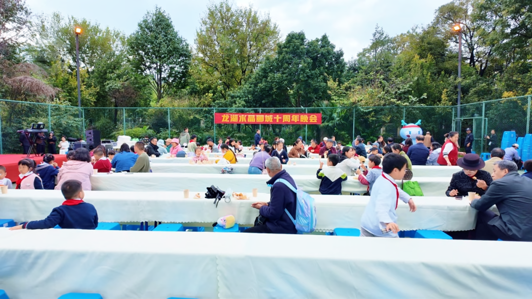 8099999街头巷尾微信