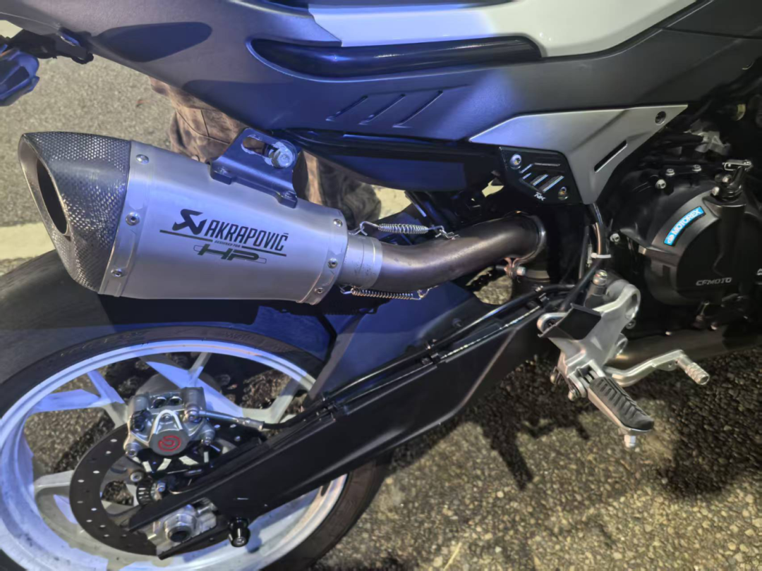 8099999街头巷尾微信