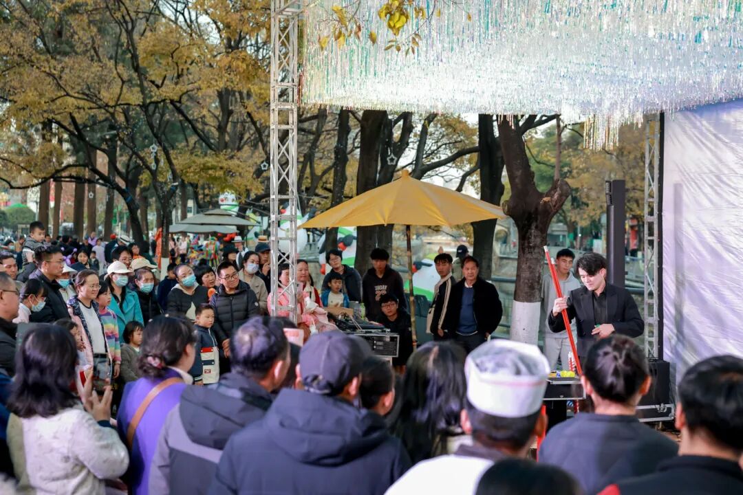 8099999街头巷尾微信