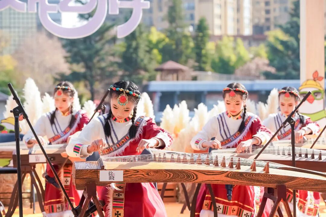 8099999街头巷尾微信