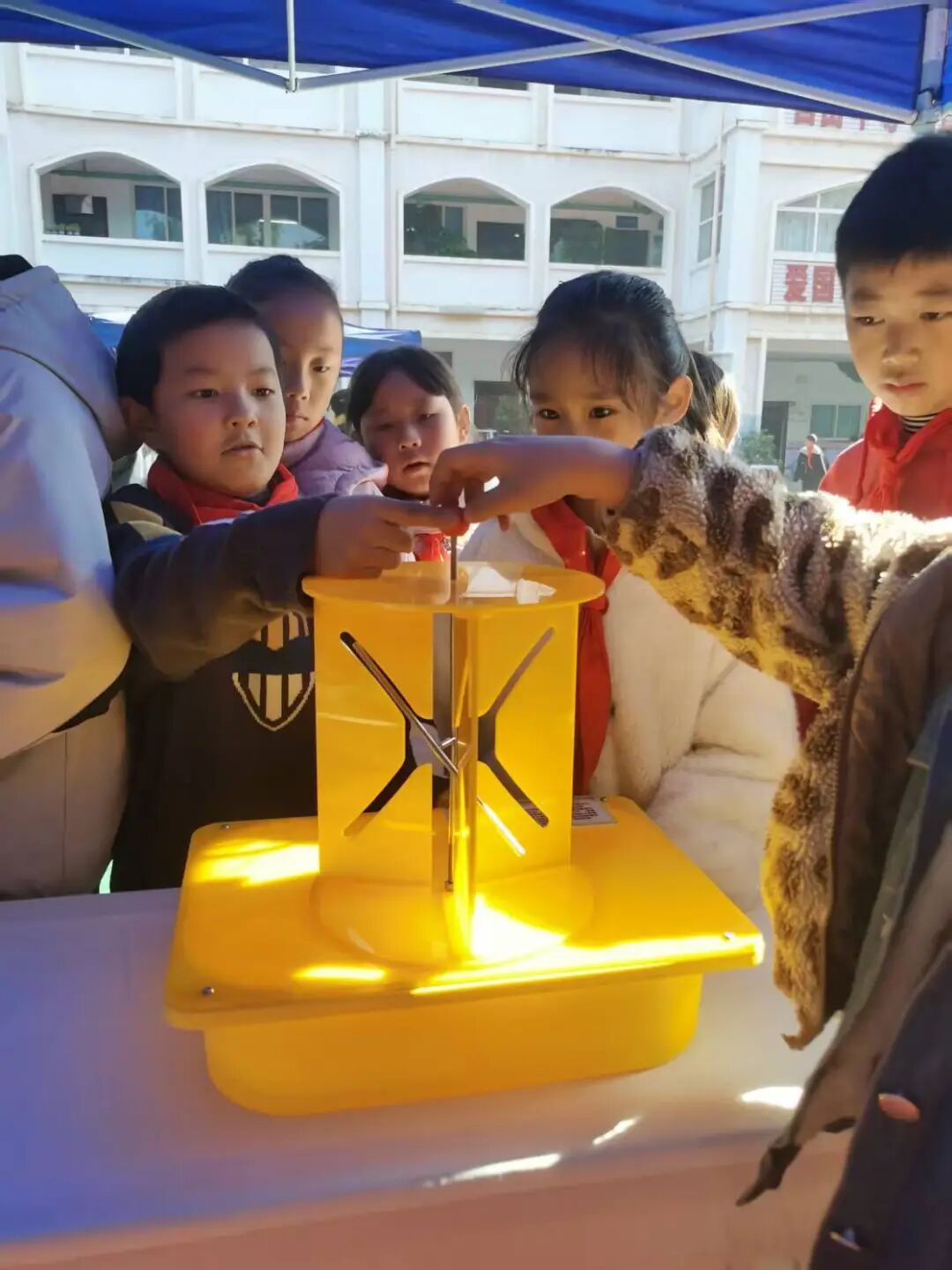 昆明西山教育体育