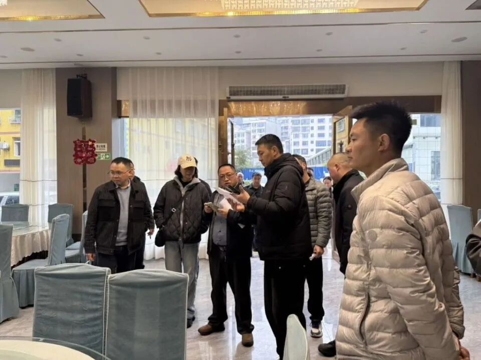 8099999街头巷尾微信