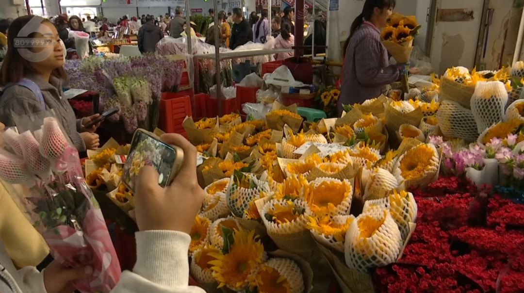 8099999街头巷尾微信