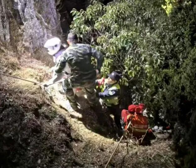 8099999街头巷尾微信