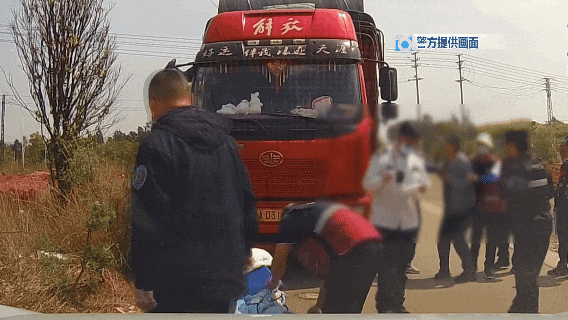 8099999街头巷尾