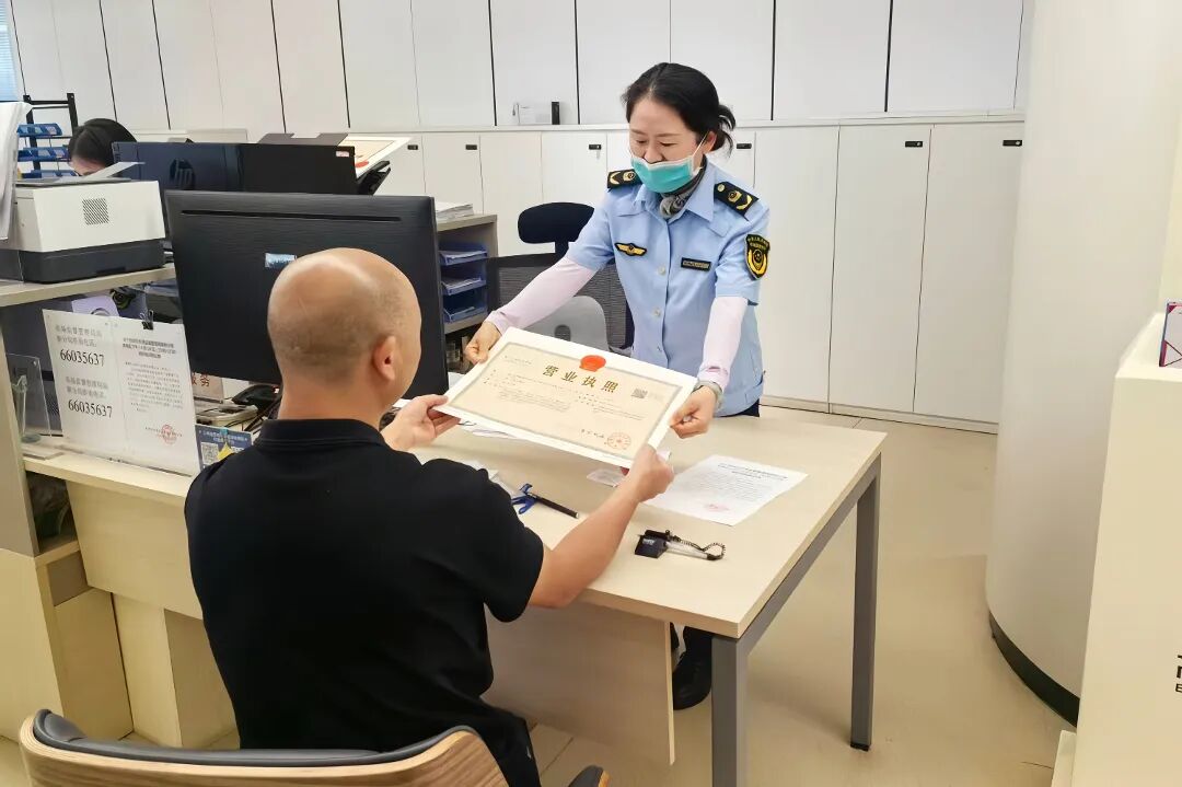 昆报头条