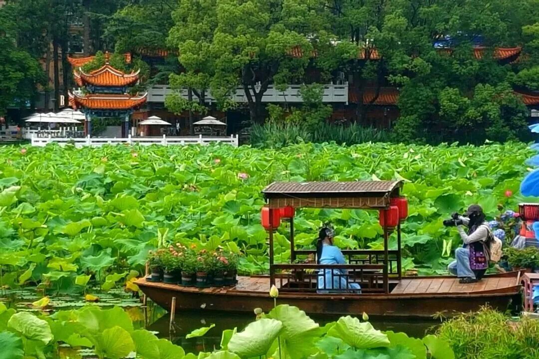 街头巷尾