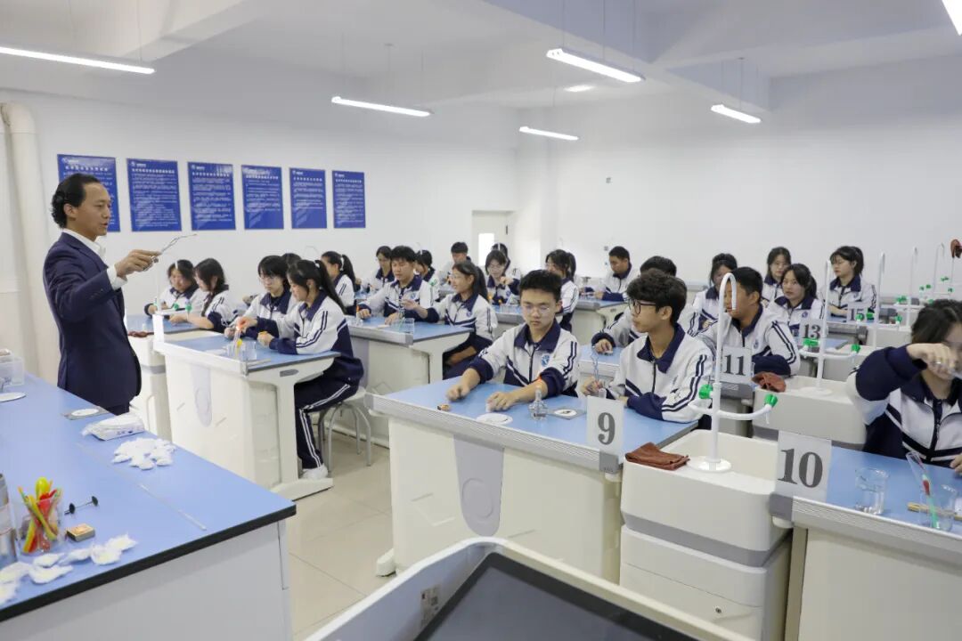昆滇教育